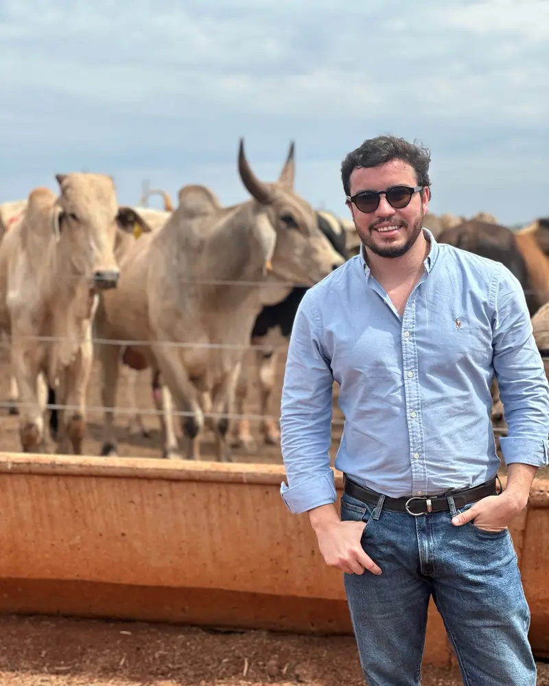 Gabriel Meireles na fazenda